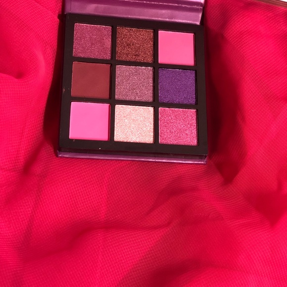 HUDA BEAUTY Obsessions Eyeshadow Palette - Picture 2 of 2